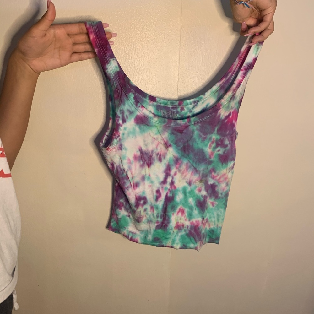 tie dye tank
